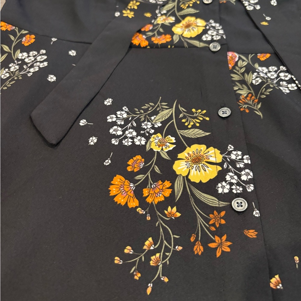 LOFT Black Floral Button-Front Dress with Neck Tie - Size 12p - Picture 6 of 7